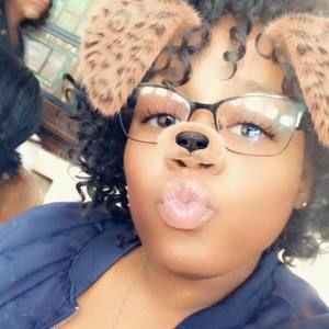 Meet your Posher, Stanesha